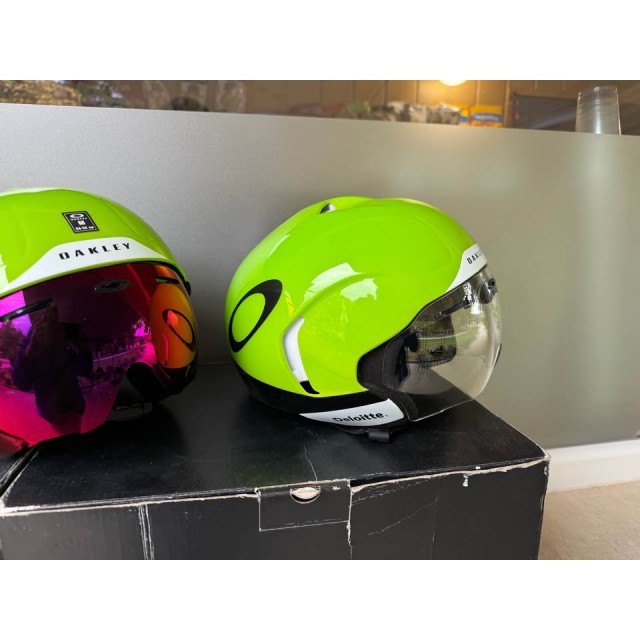 Каска Oakley ARO7 – Aero